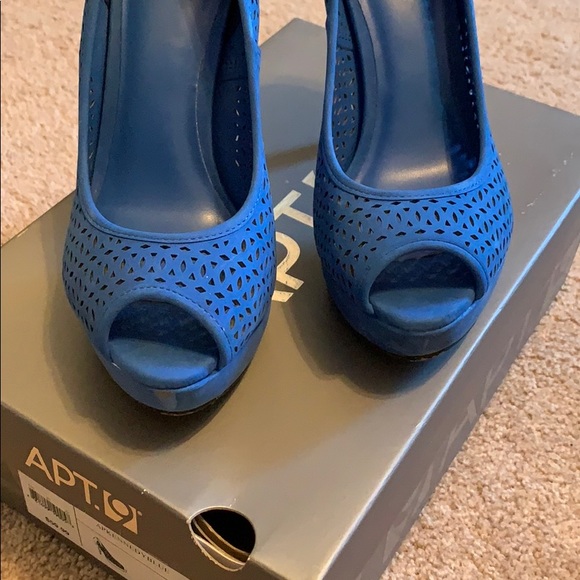 Apt 9 platform heels - Picture 2 of 5